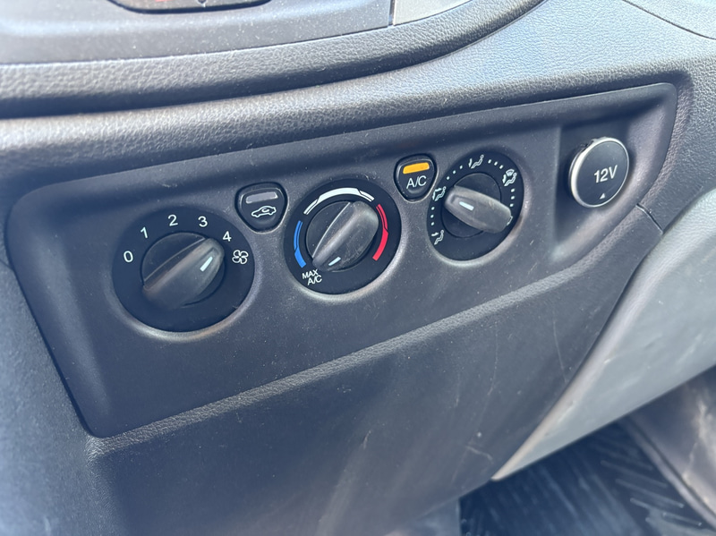 Ford Transit 350 Chassis Cab 2.0 TDCi SelectShift -2018 | Zepro