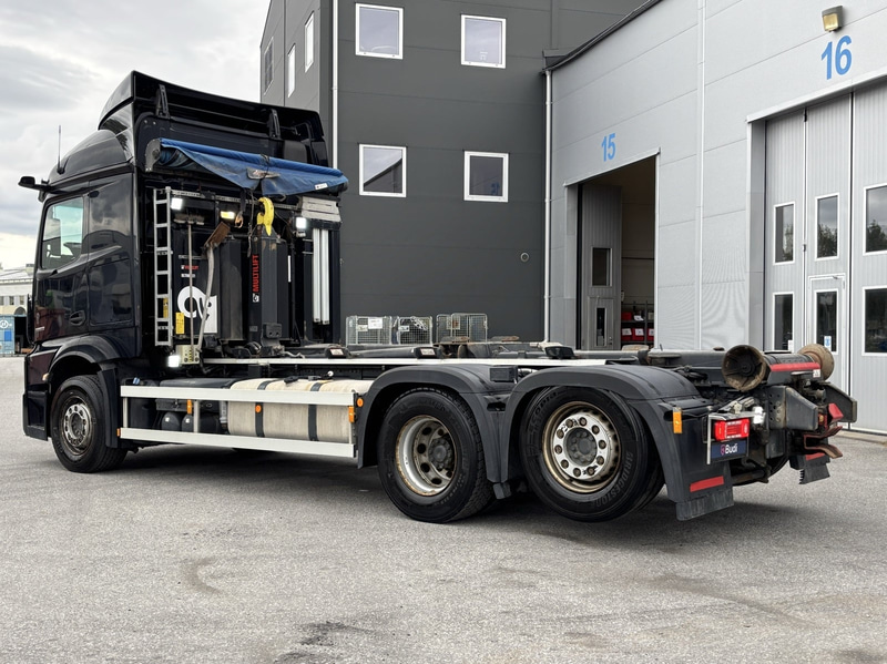 Hooklift truck Mercedes-Benz Actros 2853 -2020 | HIAB 21 tonnes