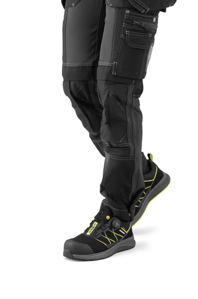 (NEW) 2 SAFETY SHOES, ACTIVEWEAR KIPP 7678, S7S FITGO, BLACK, SIZE 47