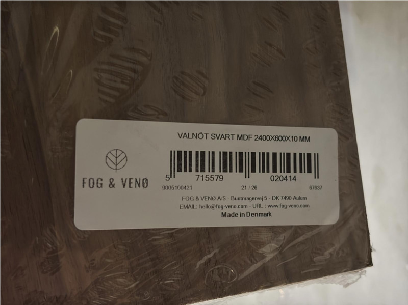 5 st. VÄGGPANEL BY VENØ VALNÖT 10X600X2400MM