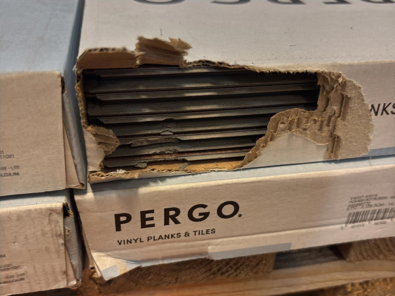 (NEW) VINYL FLOORING PERGO OTRA PAD PRO MODERN COFFEE OAK 17.024M²