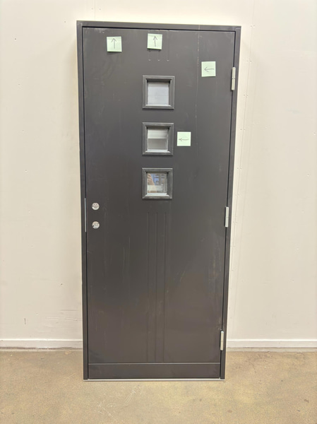 EXTERIOR DOOR SOLID ELEMENTS VISBY 9X21 RIGHT-HAND BLACK