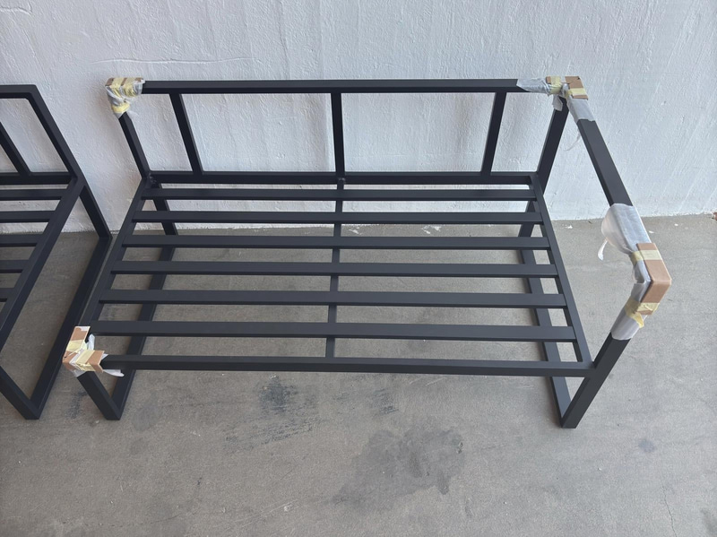 2 sofas incl. coffee table, Sensum Skepparholmen, black