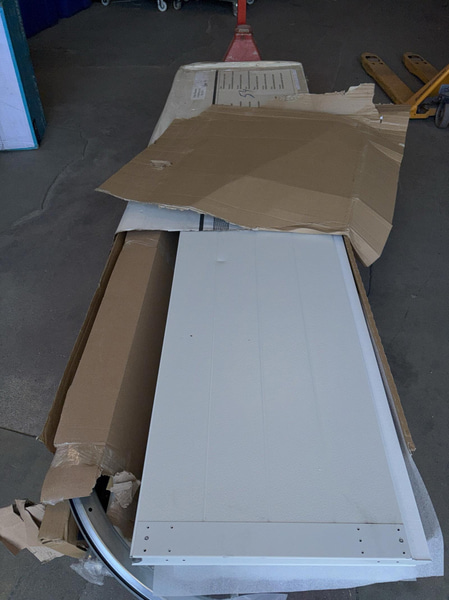 (NEW) GARAGE DOOR HÖRMANN ISOMATIC 2375X2000X40MM WHITE