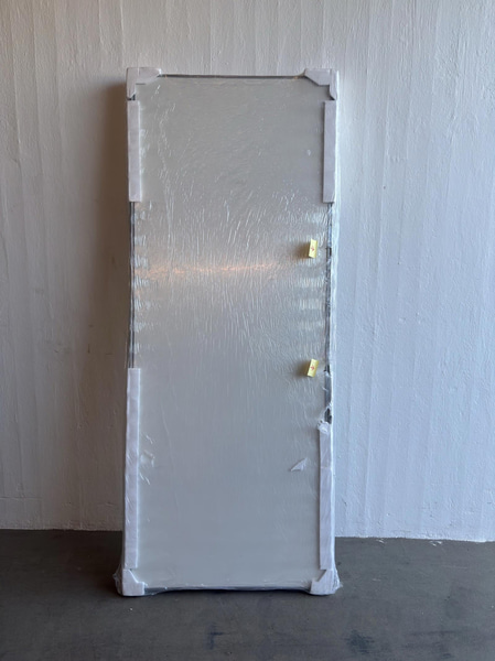 2 sliding doors
