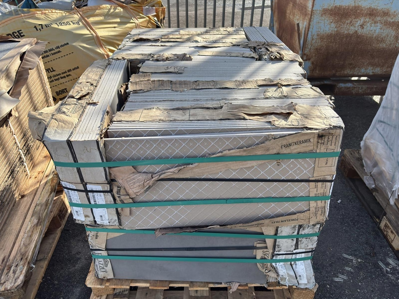 (NEW) Lot of Palazzo Orust Betong Vulkan porcelain tiles, approx. 57.6 m² in total