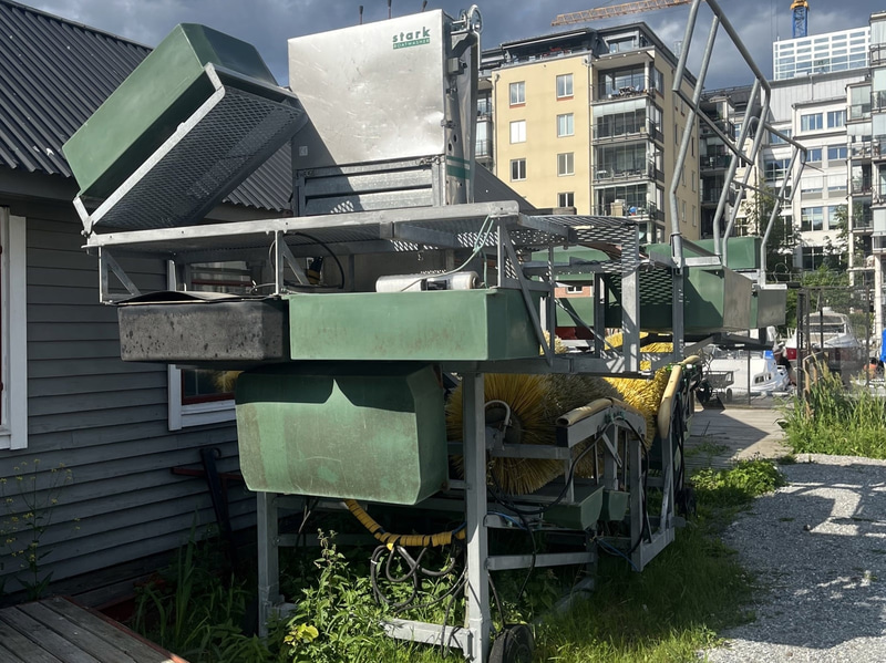 Båtbottentvätt, ombyggd för motorbåtar och segelbåtar med grund köl