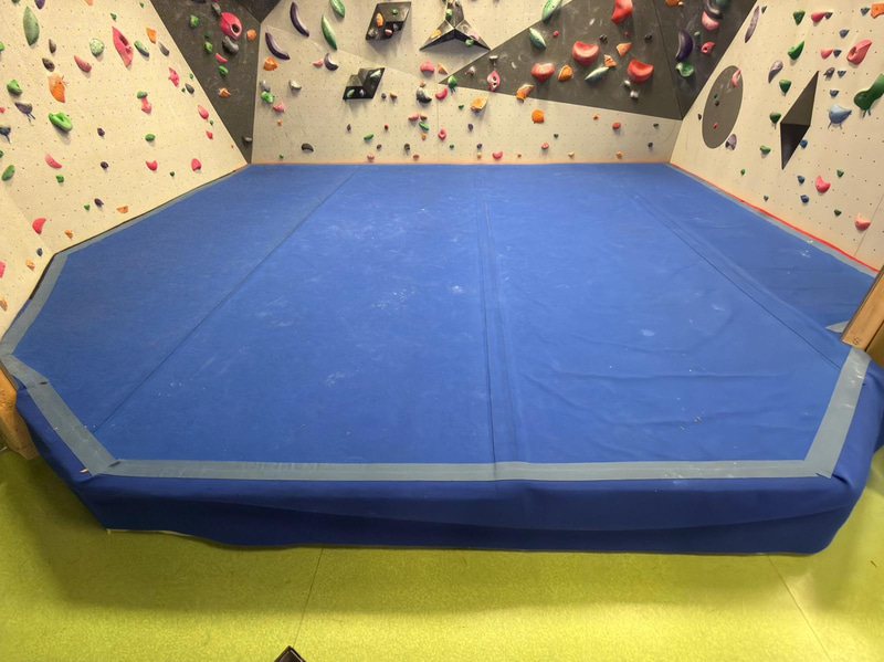 Bouldering Wall, T-Wall