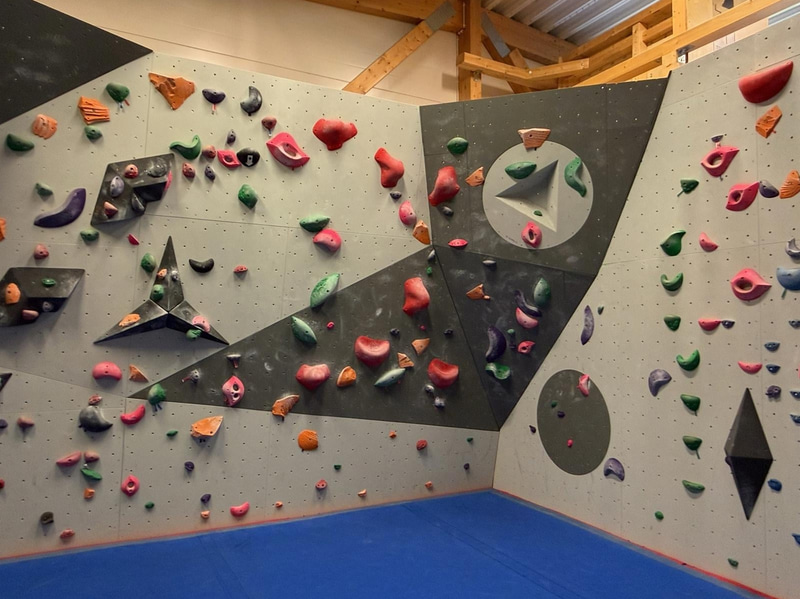 Bouldering Wall, T-Wall