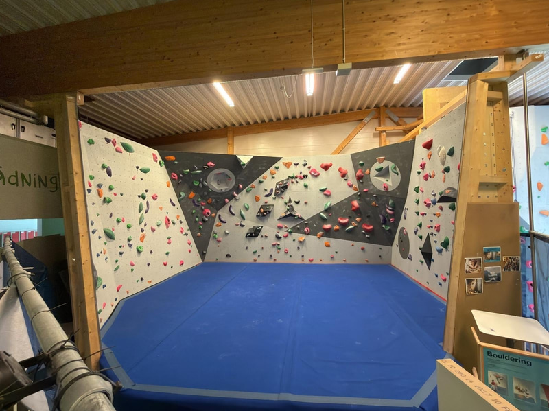 Bouldering Wall, T-Wall