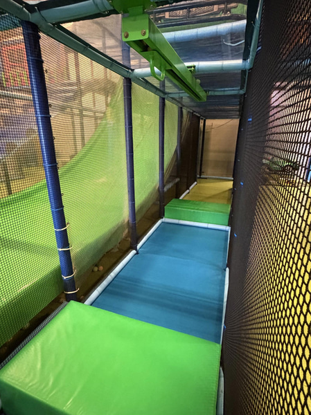 Large indoor playground, PlayCo, length approx. 37 metres