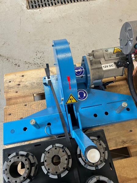 Slangpress och slangkap 12 volt
