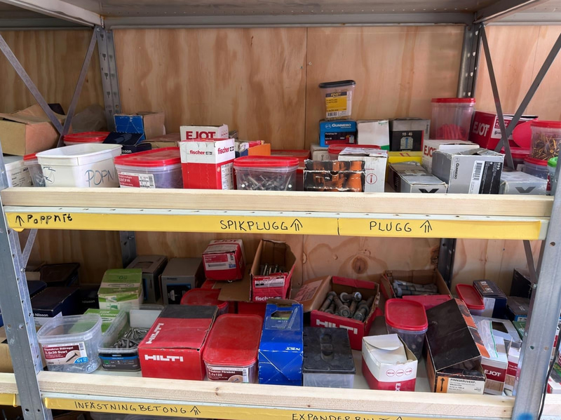 20-foot insulated container with contents