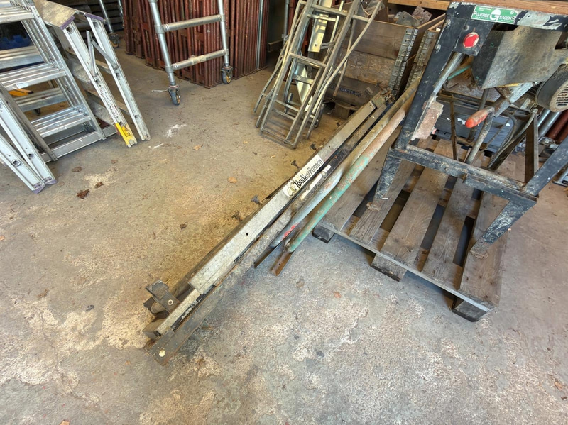 Gjerde saw with rails