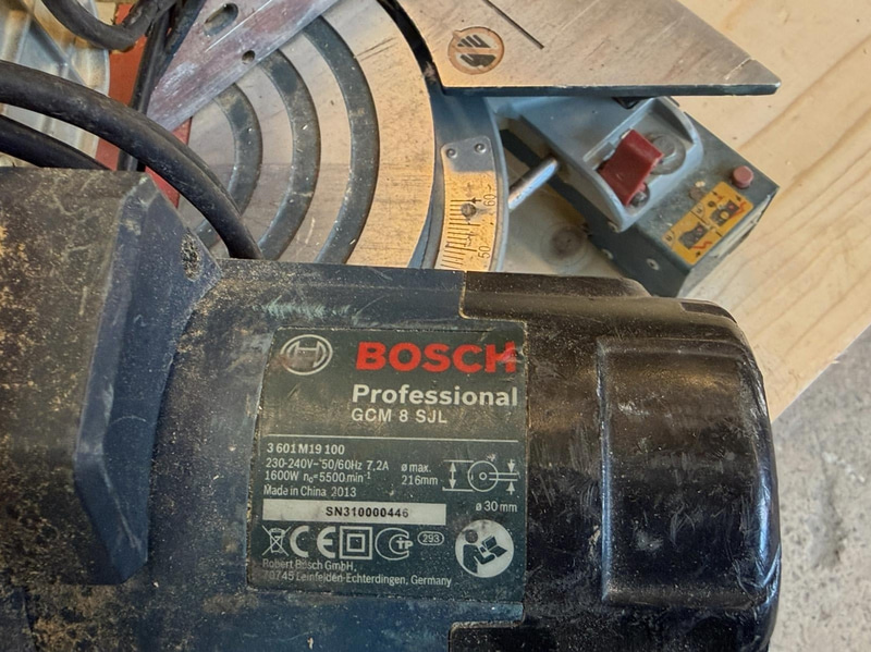 Crosscut and Mitre Saw Bosch GCM 8 SJL