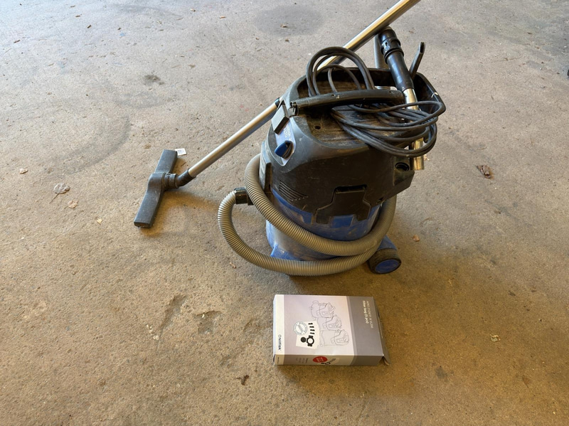 Nilfisk ATTIX 30-21 XC Vacuum Cleaner, 1200 W