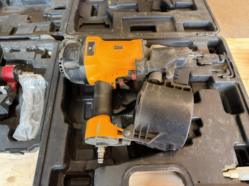 3 nail guns