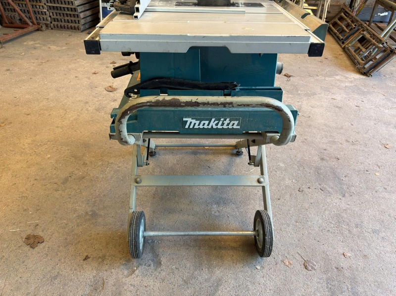 Makita 2704 Table Saw, 1650 W