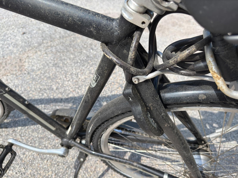 Cykel herr med pakethållare