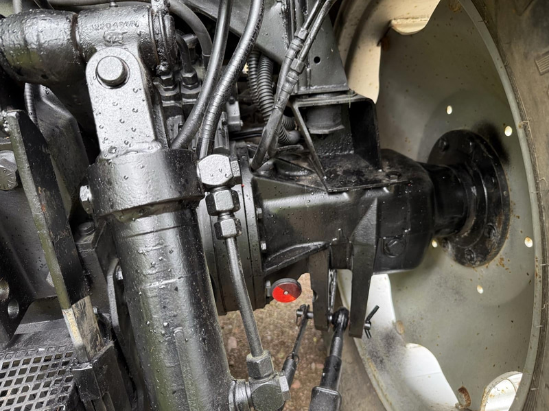 Traktor 4x4 Case IH 1056  105hk -1989