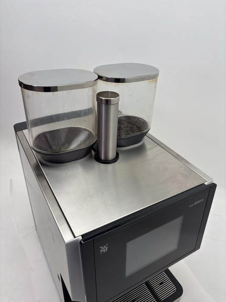 WMF 8000 S coffee machine, incl. WMF COOLER 6,5 LT milk cooler