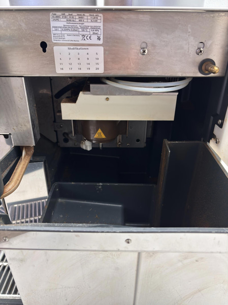 Coffee machine WMF Cafemat, incl. WMF COOLER 6,5 LT milk cooler