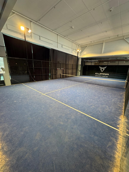 Padel court incl. net