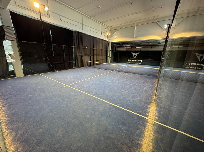 Padel court incl. net