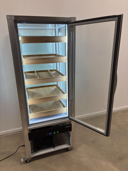 Tefcold display cooler, UPD200
