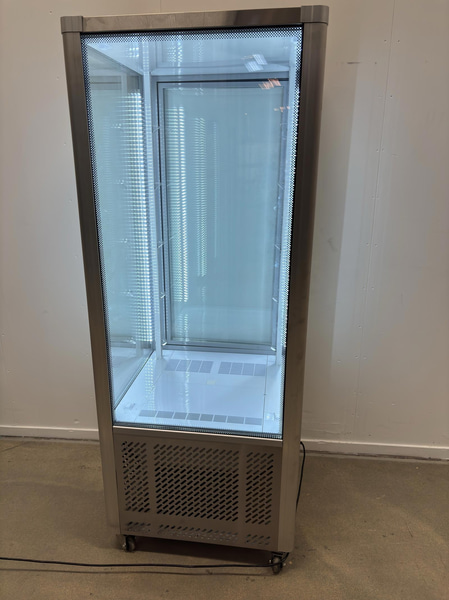 Display cooler Tefcold, UPD200