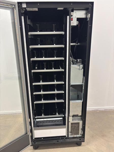 Refrigerated vending machine Vision Combo Plus S R290 V8, incl. screen, card reader and router