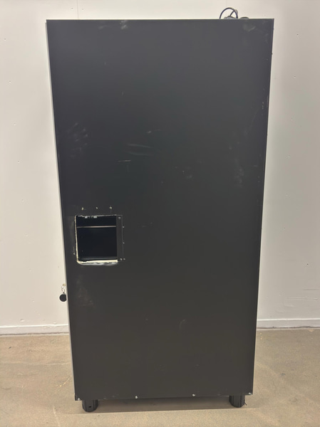 Refrigerated vending machine Vision Combo Plus S R290 V8, incl. screen, card reader and router
