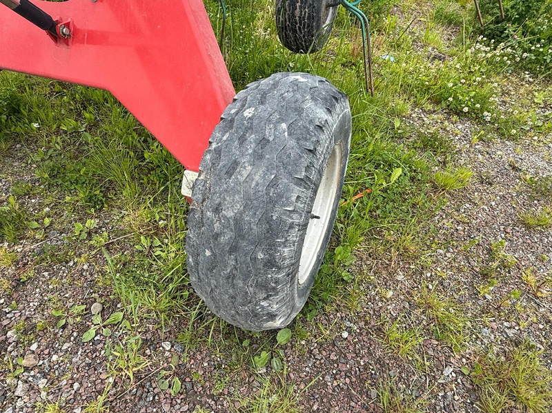Tedder Kverneland 85140C, -2013