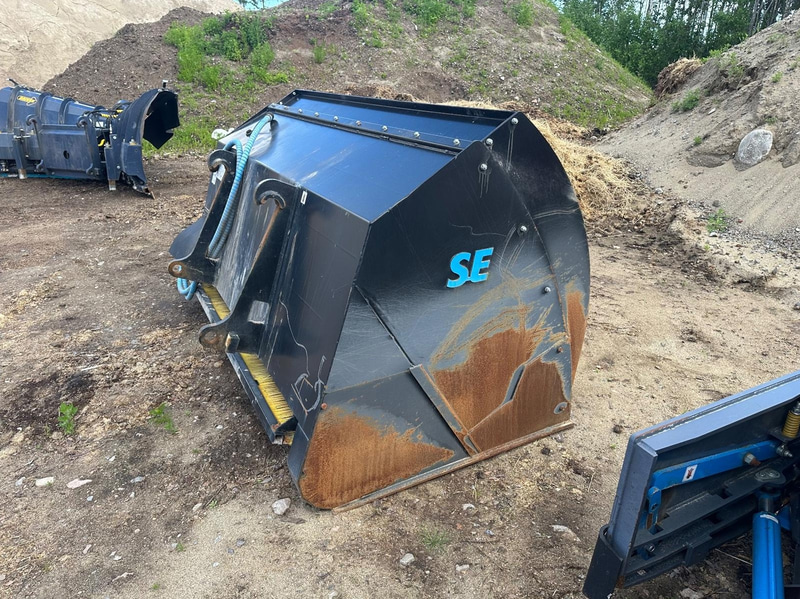 Sand spreader bucket L, SE Equipment. W=2 485 mm. 3 350 l. -2023