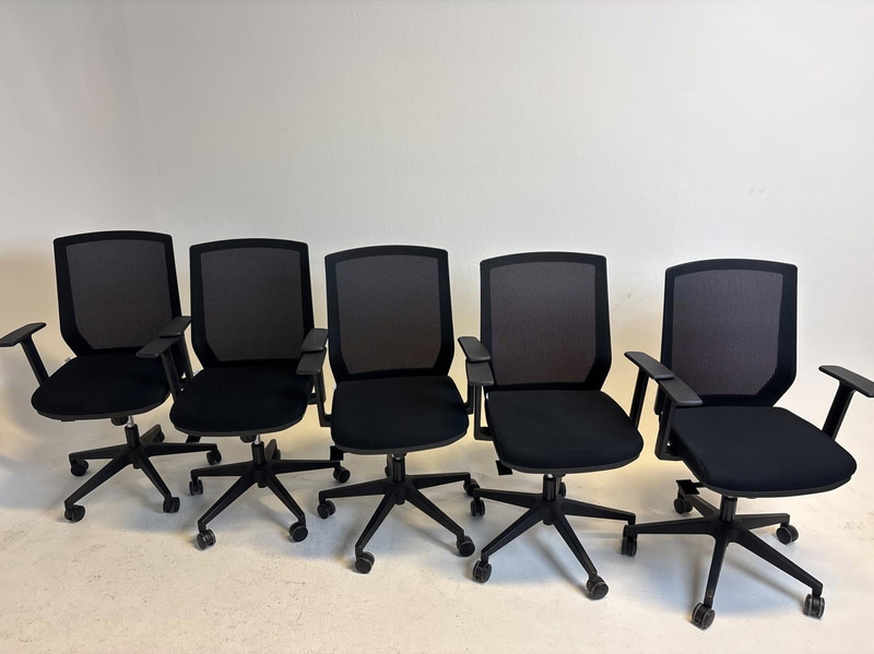 5 Lotus Furniture Office Chairs