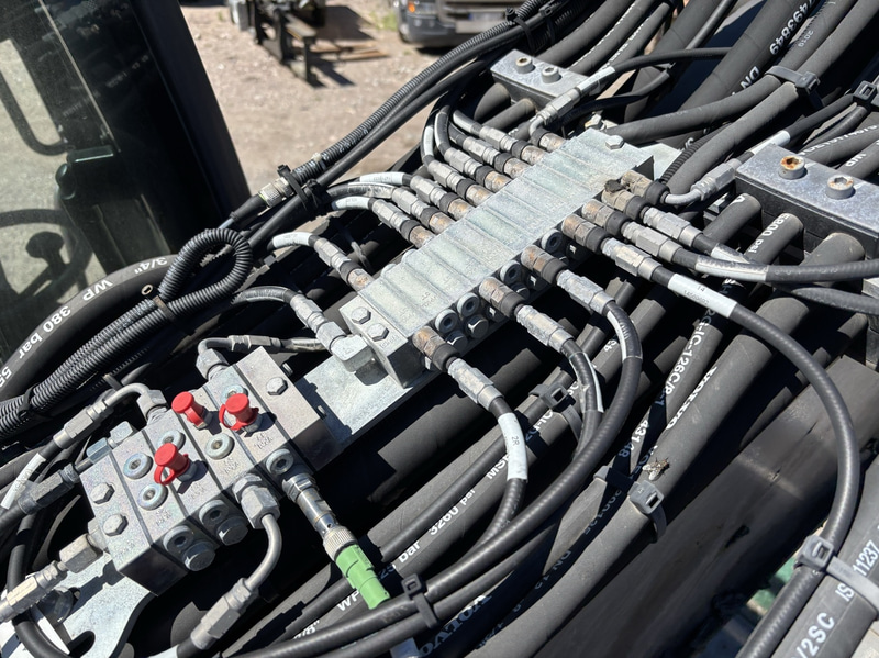 Volvo EW160E