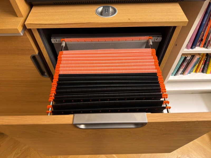 Office shelving unit and filing cabinet