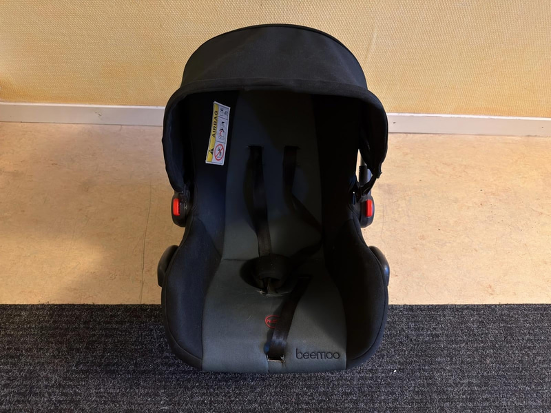 Beemoo infant car seat and booster seat
