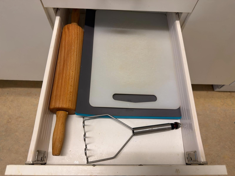 Kitchen contents