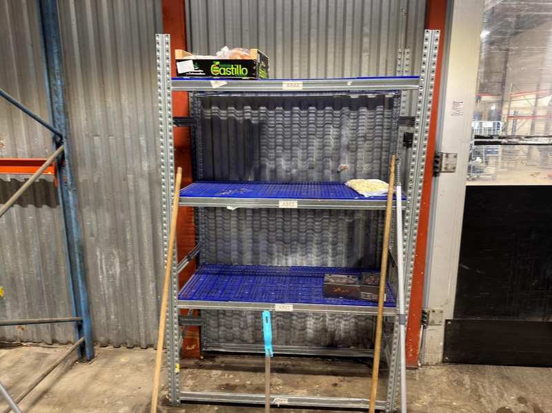 Shelving units, 11 pcs