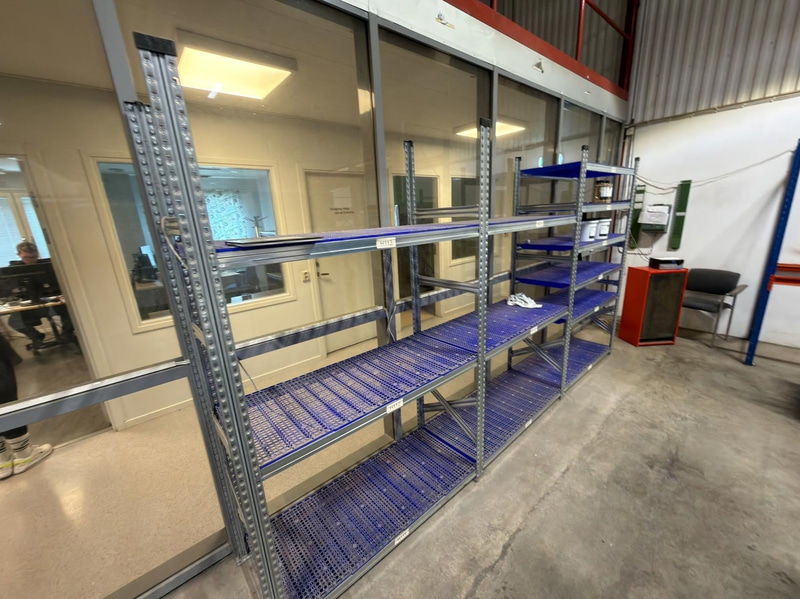 Shelving units, 11 pcs