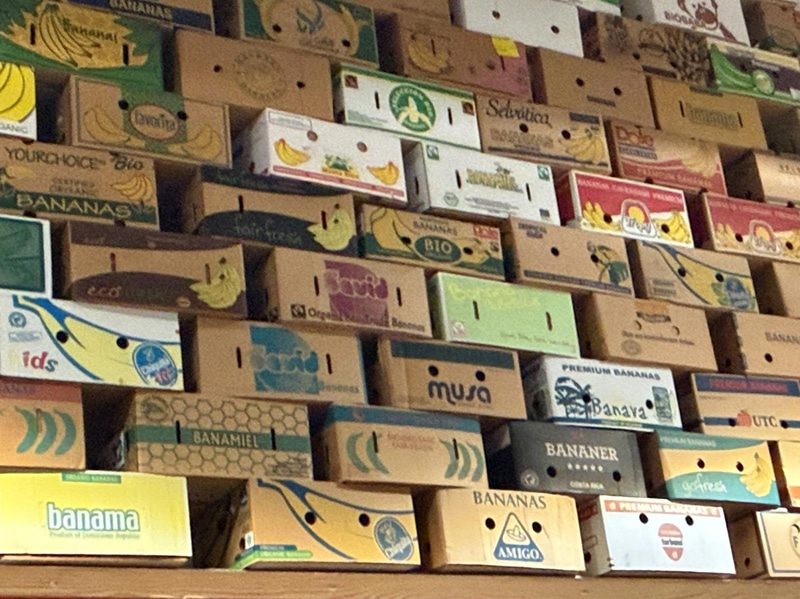 Collection of banana boxes (large lot)