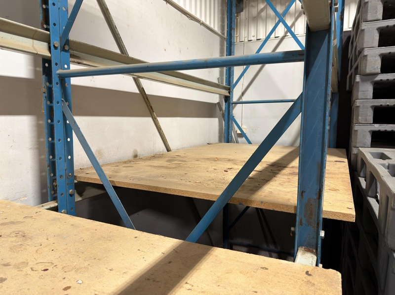 Pallet racking & shelving, etc.