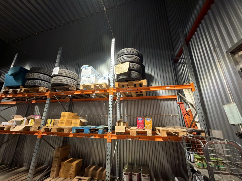 Pallet racking, 8 bays, Kasten