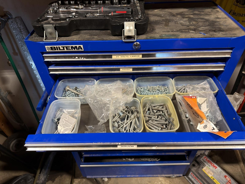 Biltema tool trolley with contents
