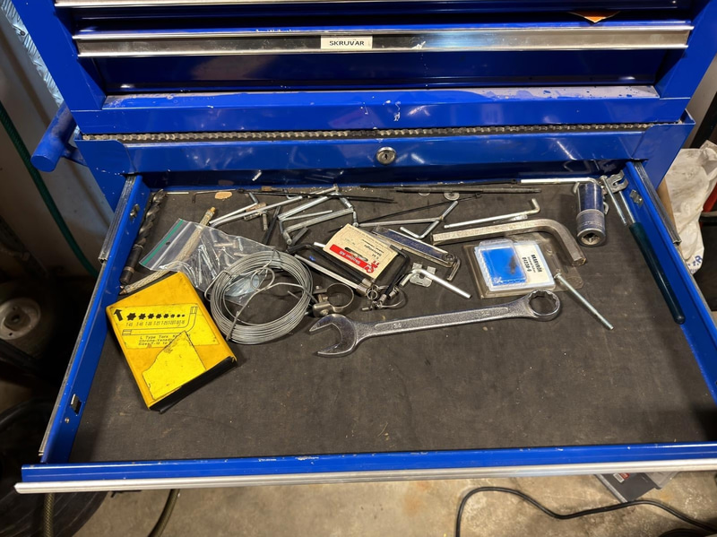 Biltema tool trolley with contents