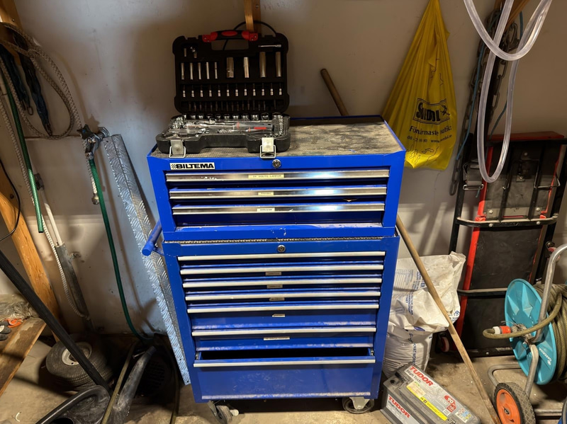 Biltema tool trolley with contents