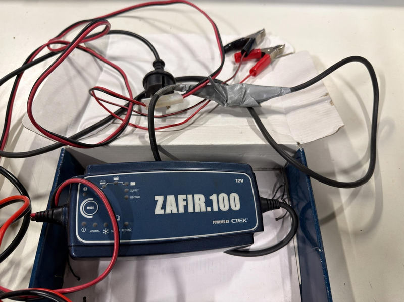 Batteriladdare, 2 st