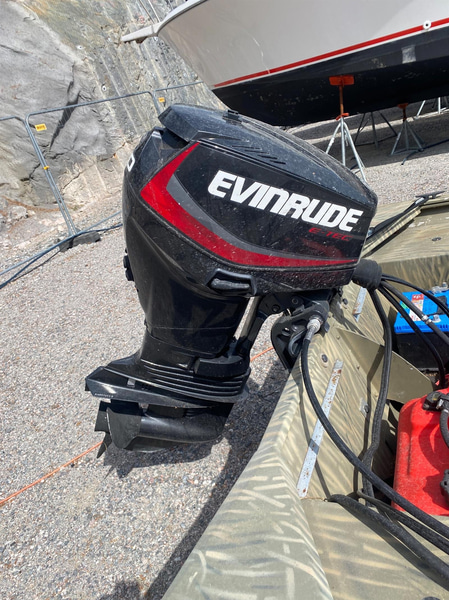 Tracker Grizzly 1754 med Evinrude 50 Motorbåt