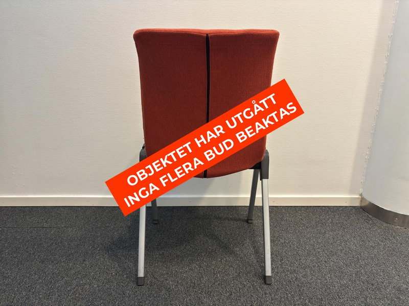 Office desk including 8 HÅG office chairs